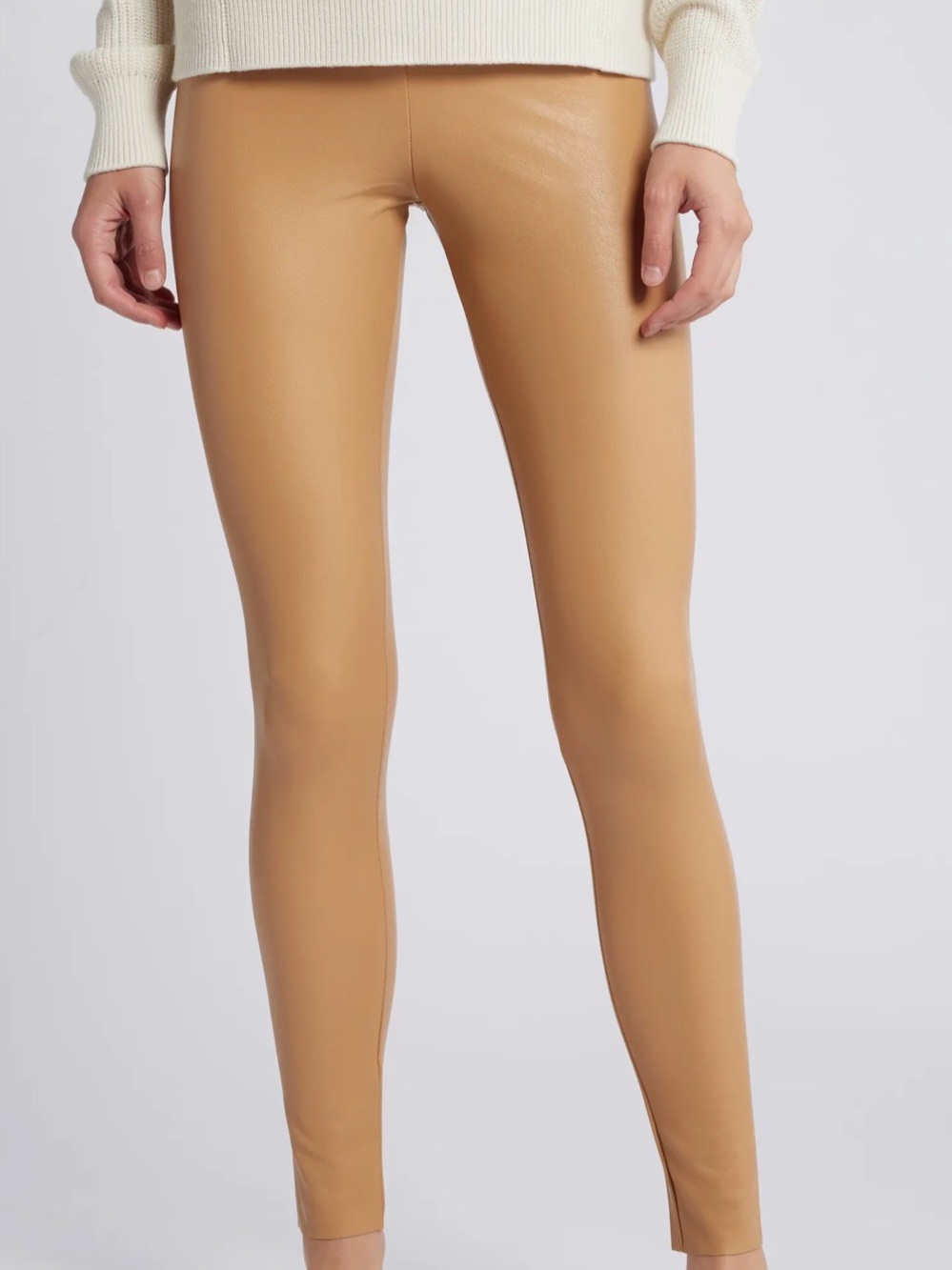 Commando-Women's Faux Leather Leggings in Camel